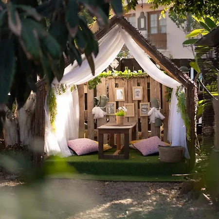 Nashira Hot Tub Piscina Y Jardin * Buzanada