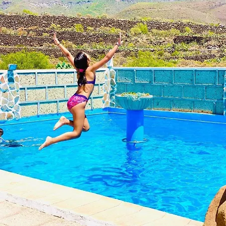 아파트 Nashira Hot Tub Piscina Y Jardin