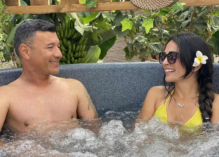 Nashira Hot Tub Piscina Y Jardin