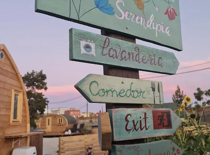 Nashira Hot Tub Piscina Y Jardin 아파트