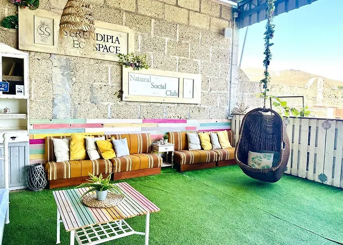 Nashira Hot Tub Piscina Y Jardin * Buzanada